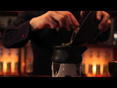 Japanese bartender making a Moon Light