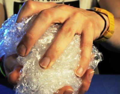 Pure Bubblewrap Sounds (Binaural)